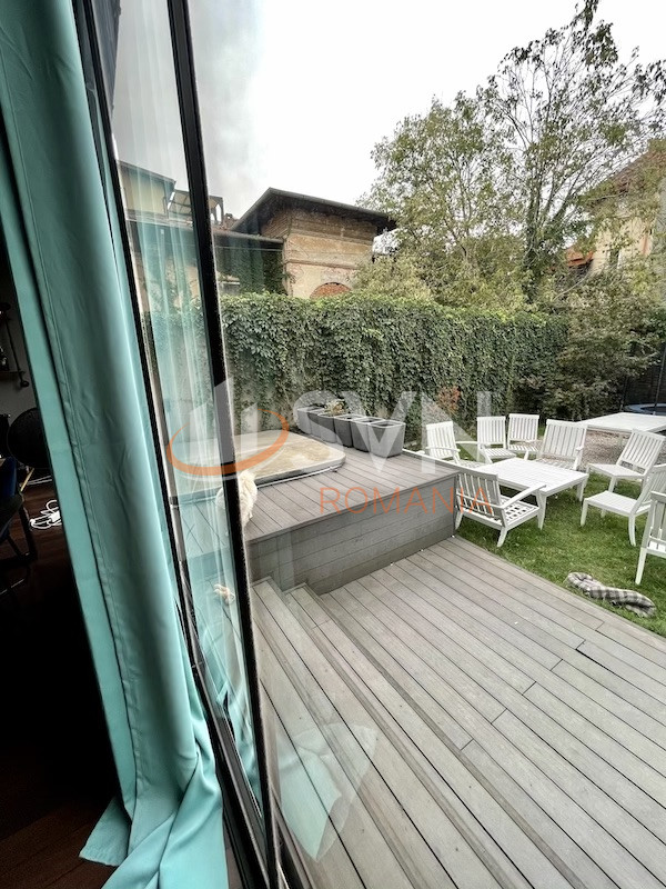 Casa, 6 camere Bucuresti/Domenii