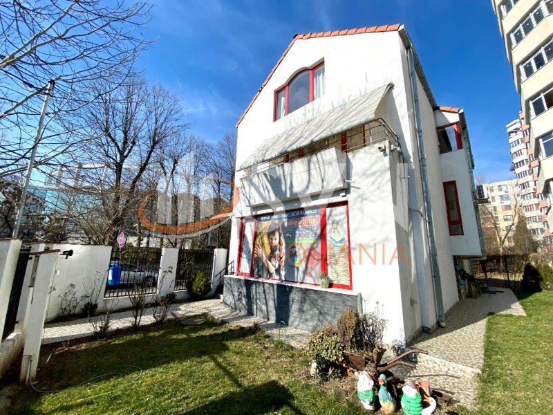 Casa, 6 camere Bucuresti/Vatra Luminoasa