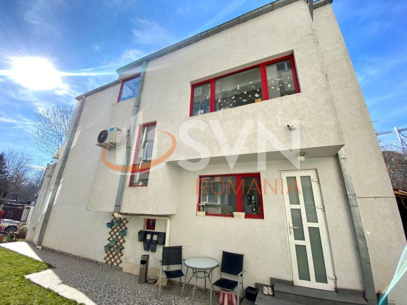 Casa, 6 camere Bucuresti/Vatra Luminoasa