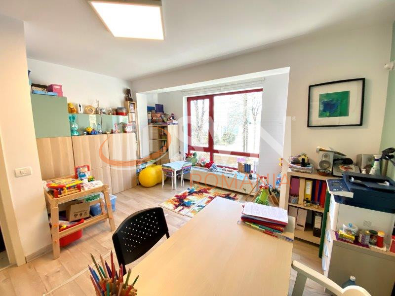 Casa, 6 camere Bucuresti/Vatra Luminoasa