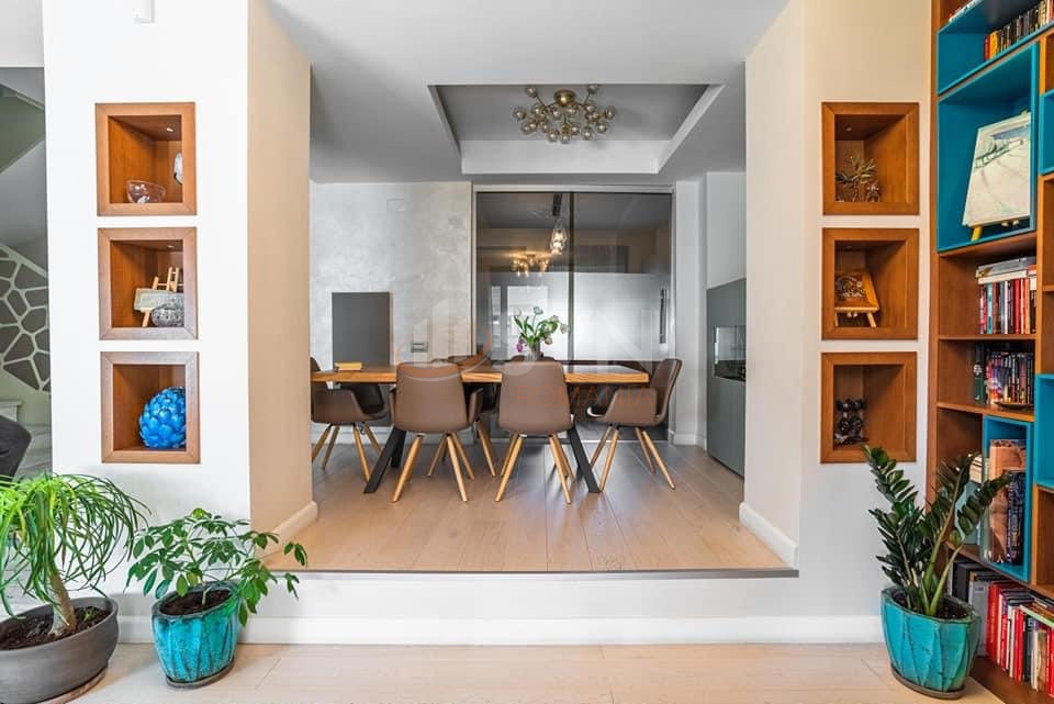 Casa, 6 camere Bucuresti/Domenii