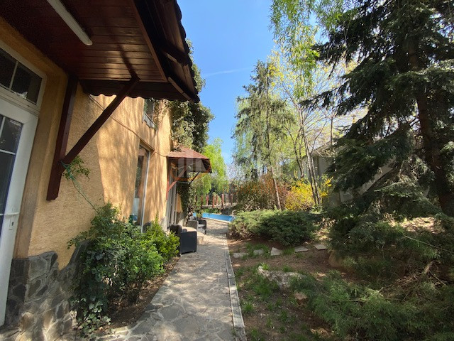 Casa, 6 camere Bucuresti/Brancoveanu