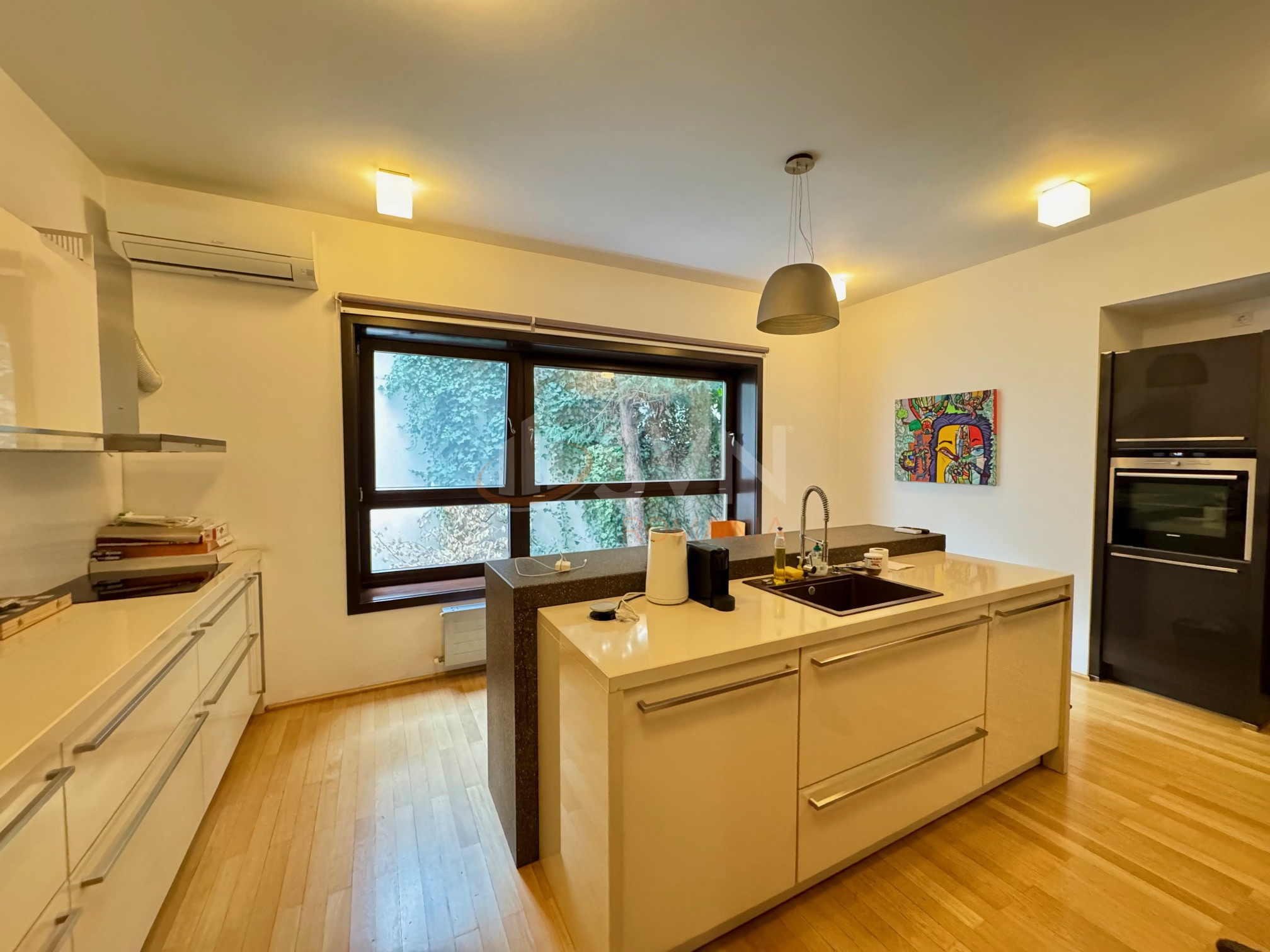 Casa, 6 camere Bucuresti/Calea Calarasilor