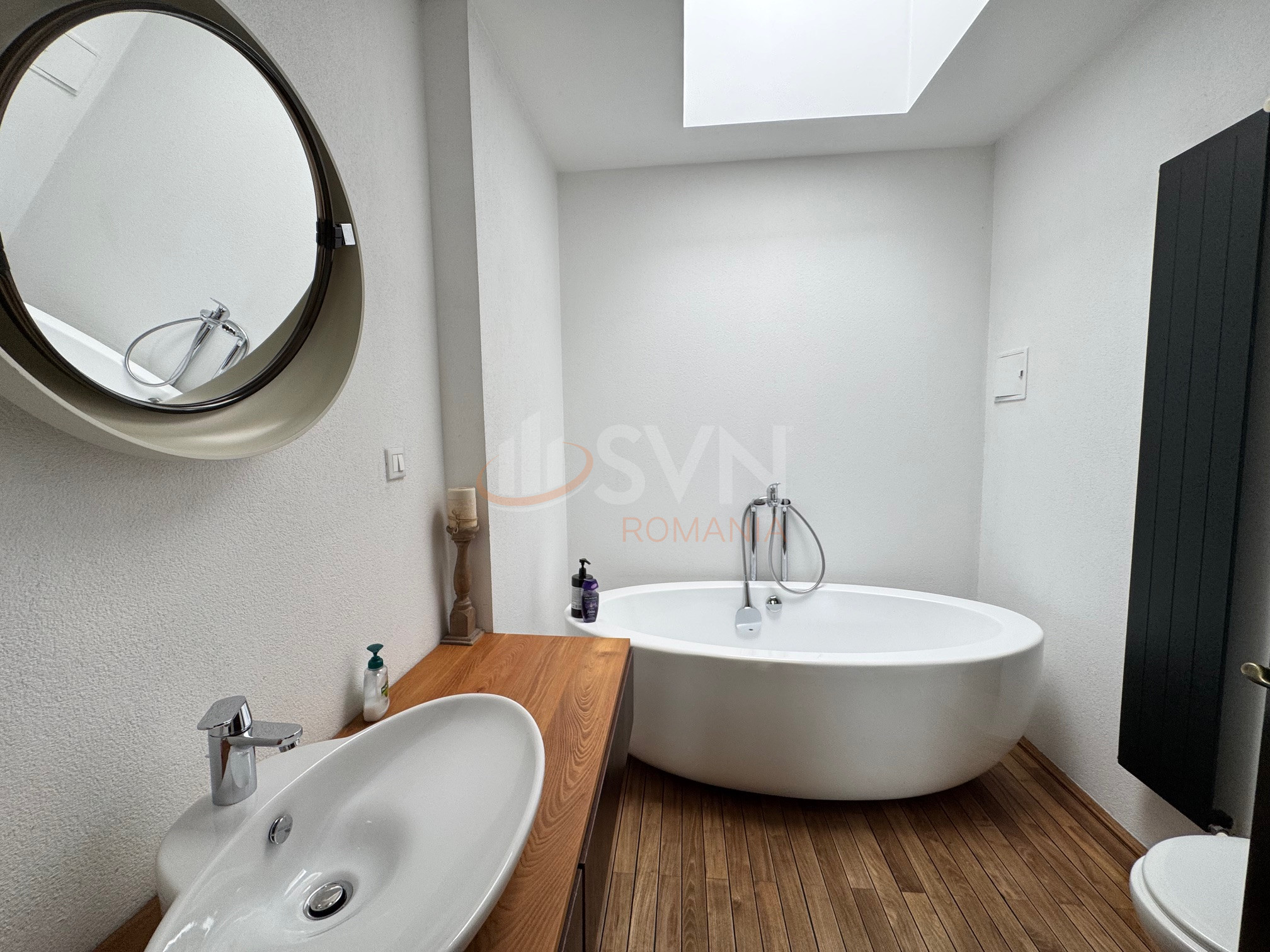 Casa, 6 camere Bucuresti/Calea Calarasilor