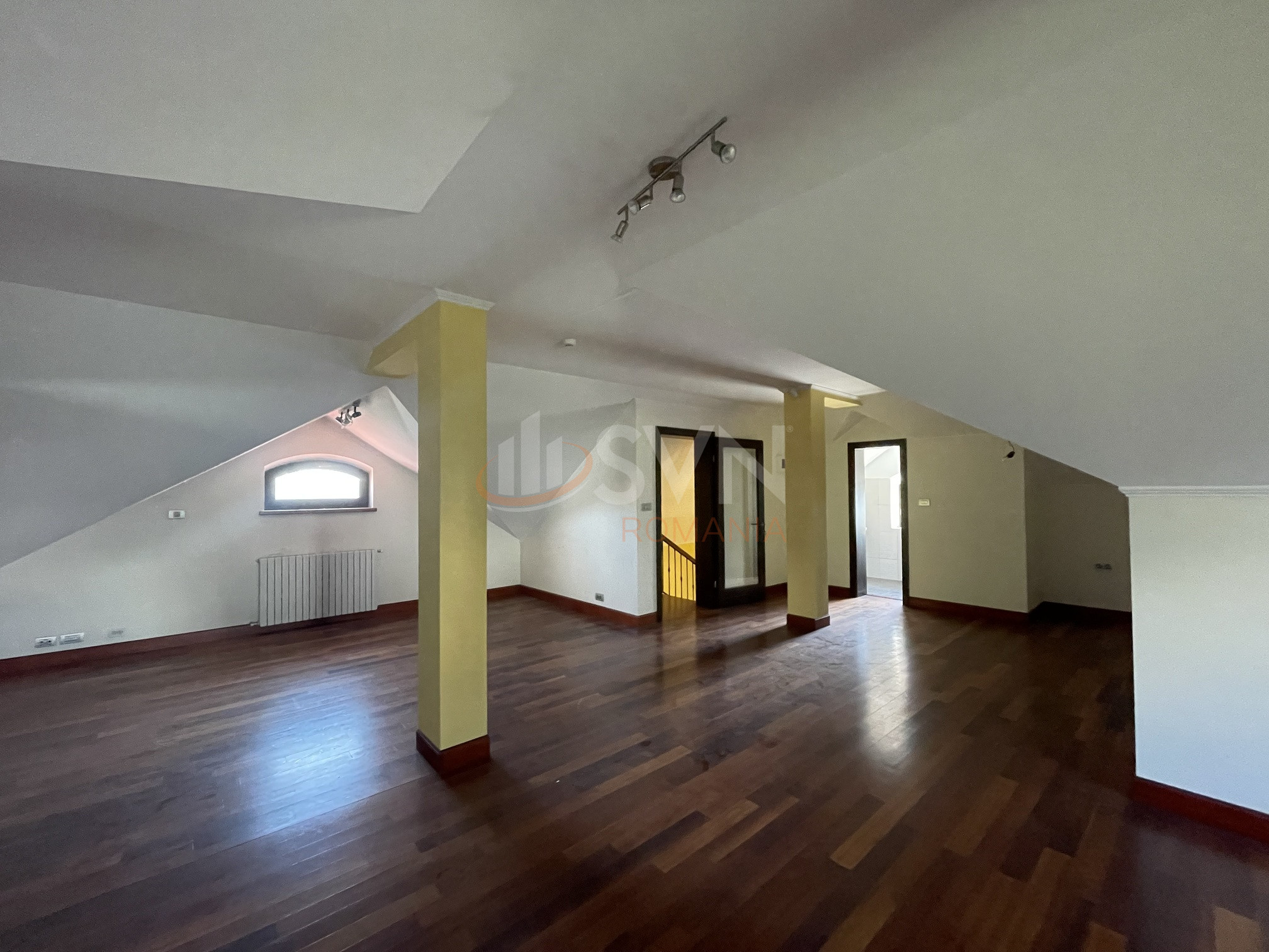 Casa, 6 camere Bucuresti/Sisesti