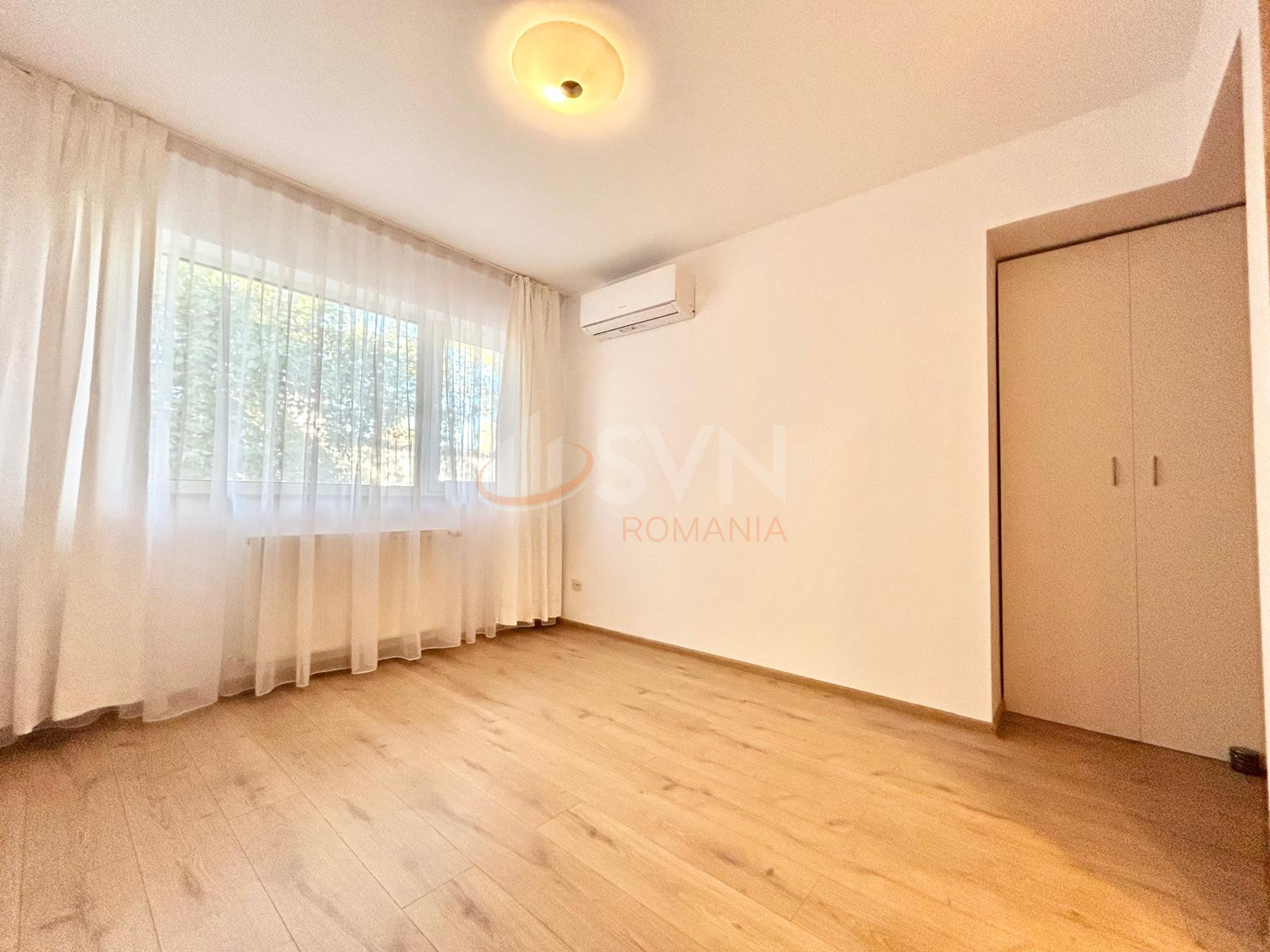 Casa, 6 camere Bucuresti/Iancu Nicolae