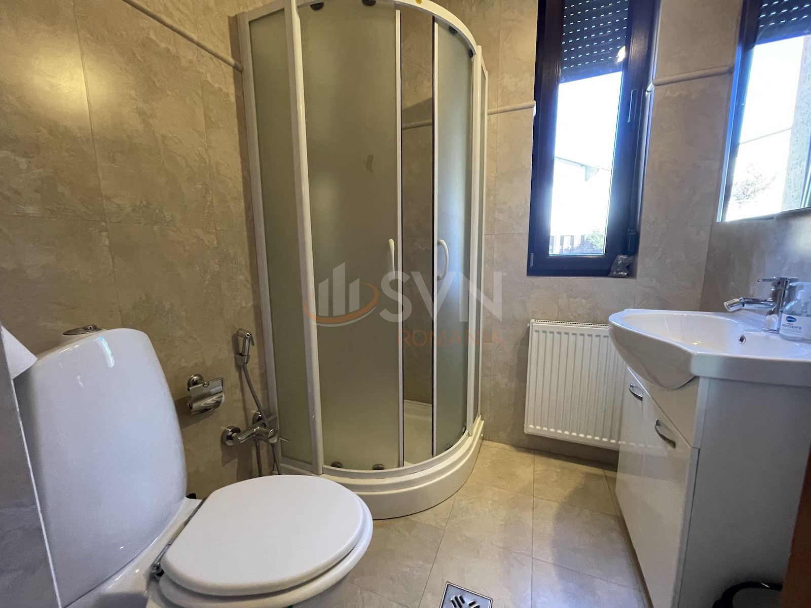 Casa, 6 camere Bucuresti/Sisesti