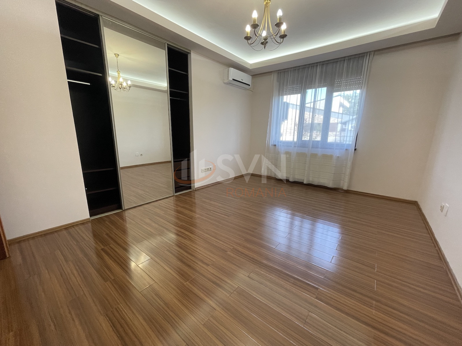 Casa, 6 camere Bucuresti/Sisesti