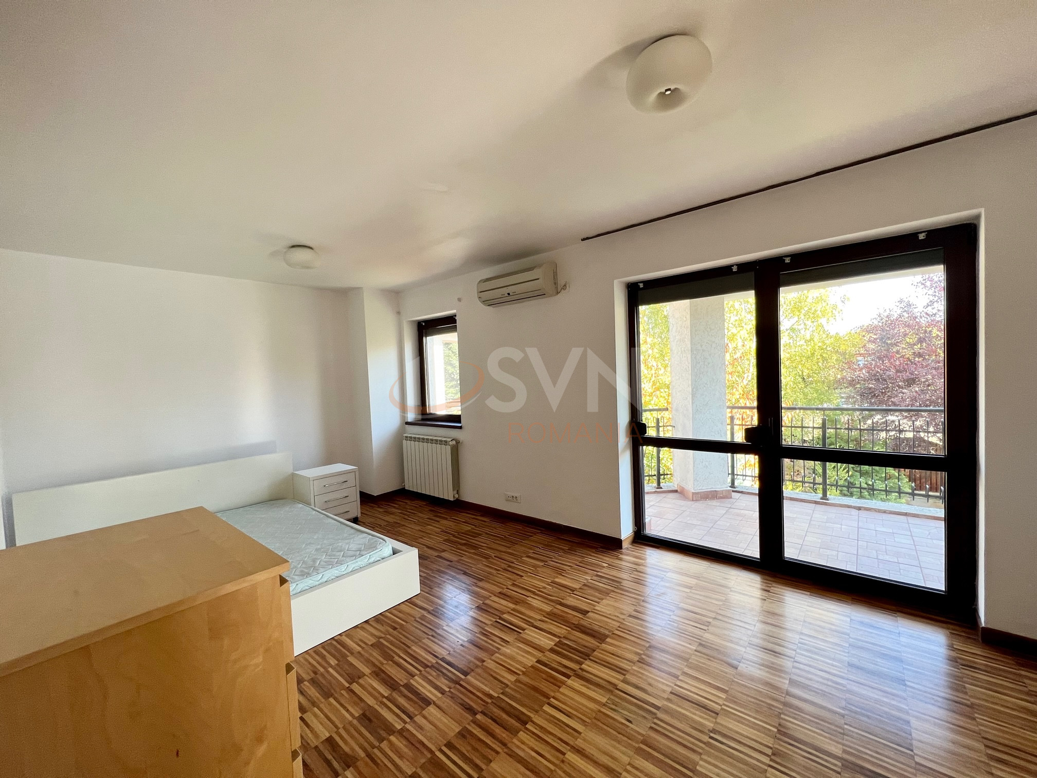 Casa, 6 camere Bucuresti/Iancu Nicolae