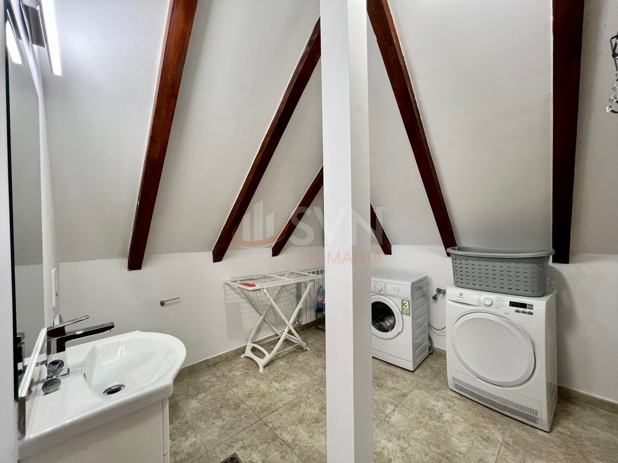 Casa, 6 camere Bucuresti/Iancu Nicolae