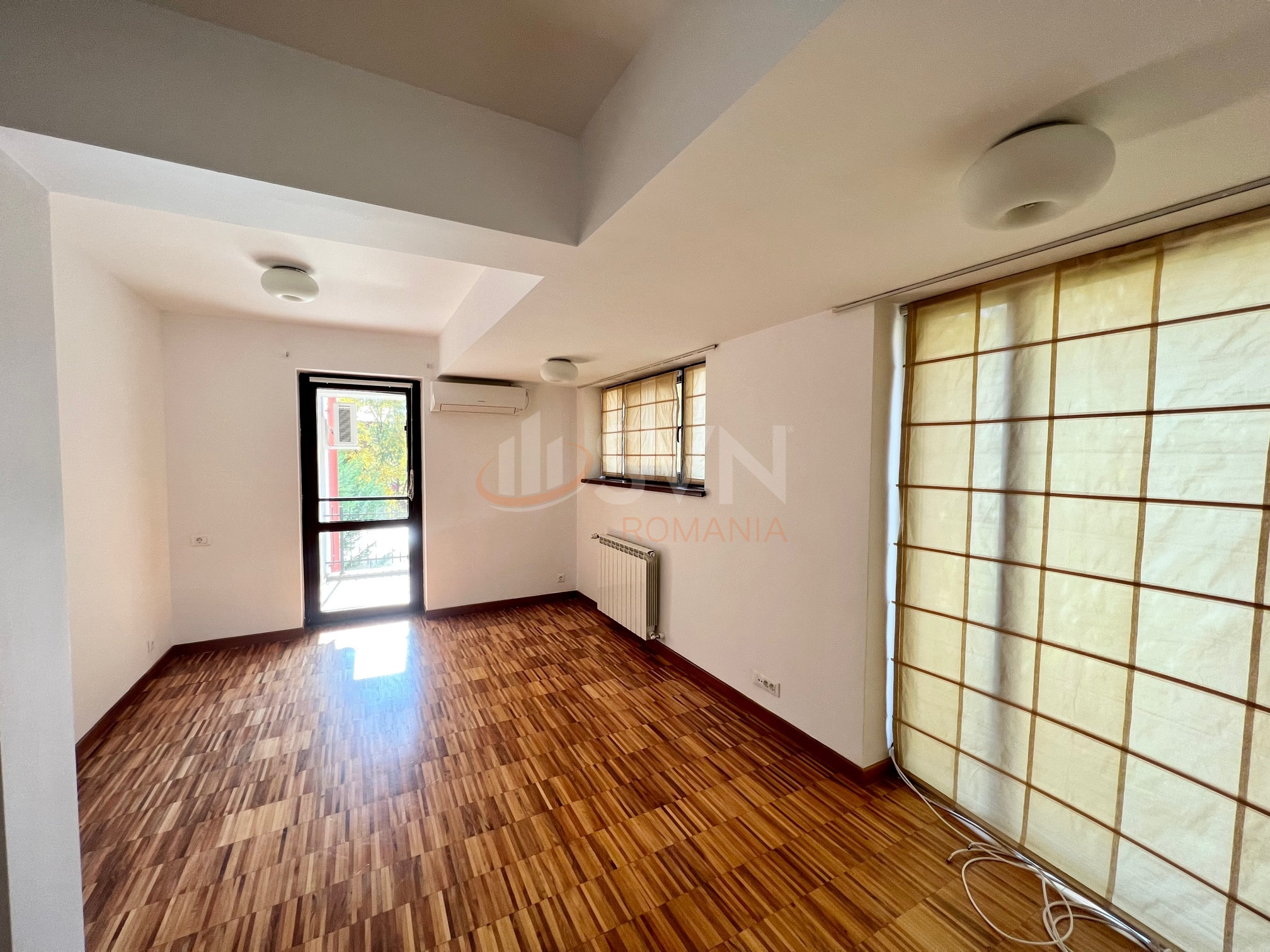 Casa, 6 camere Bucuresti/Iancu Nicolae