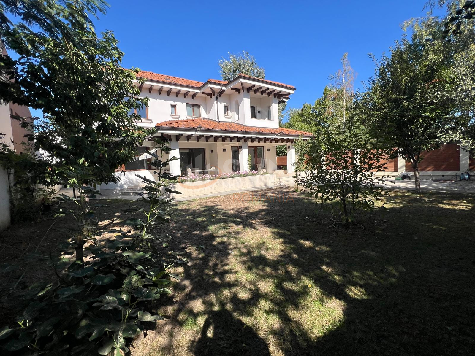 Casa, 6 camere Bucuresti/Iancu Nicolae