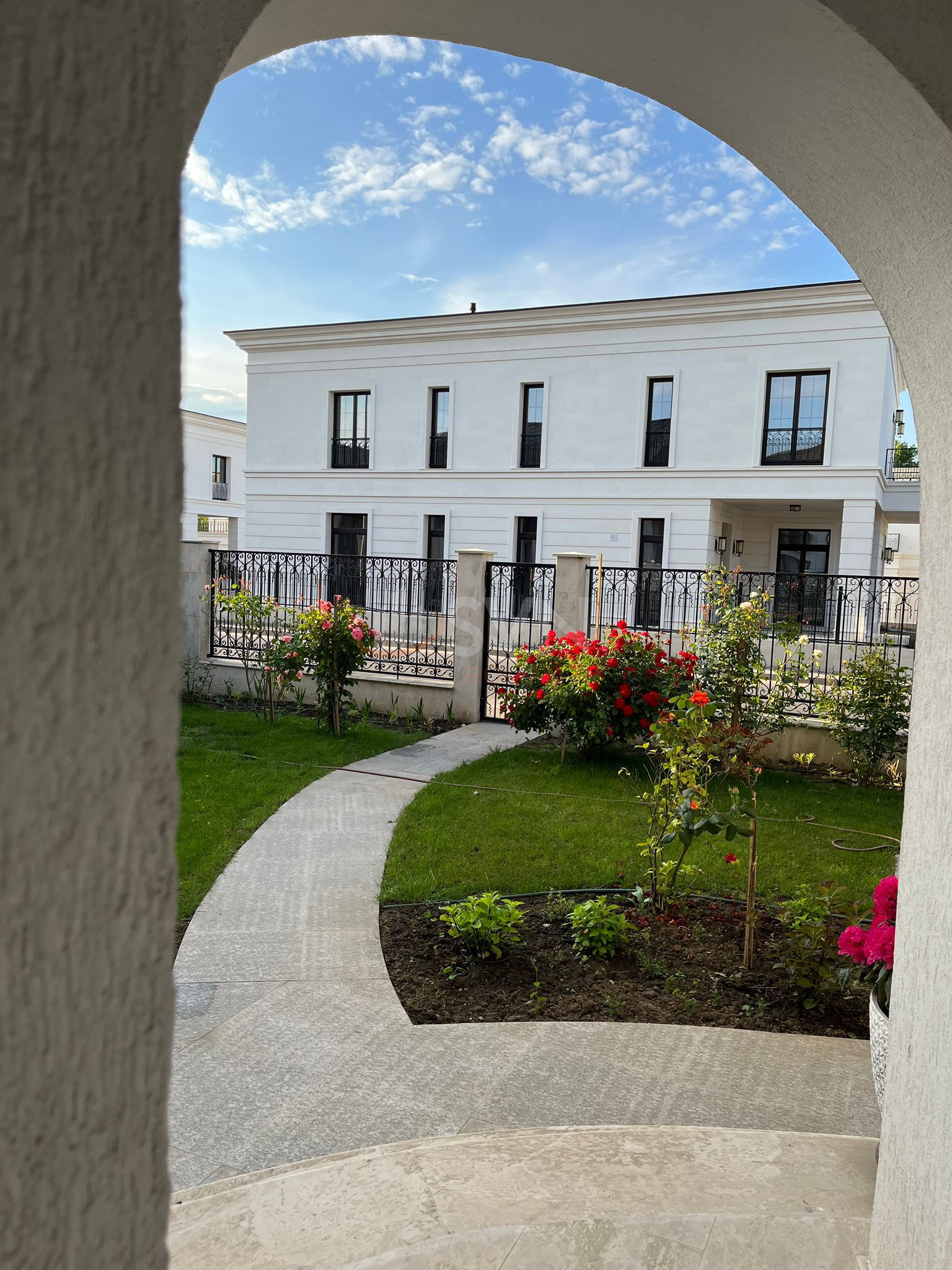 Casa, 6 camere Bucuresti/Iancu Nicolae