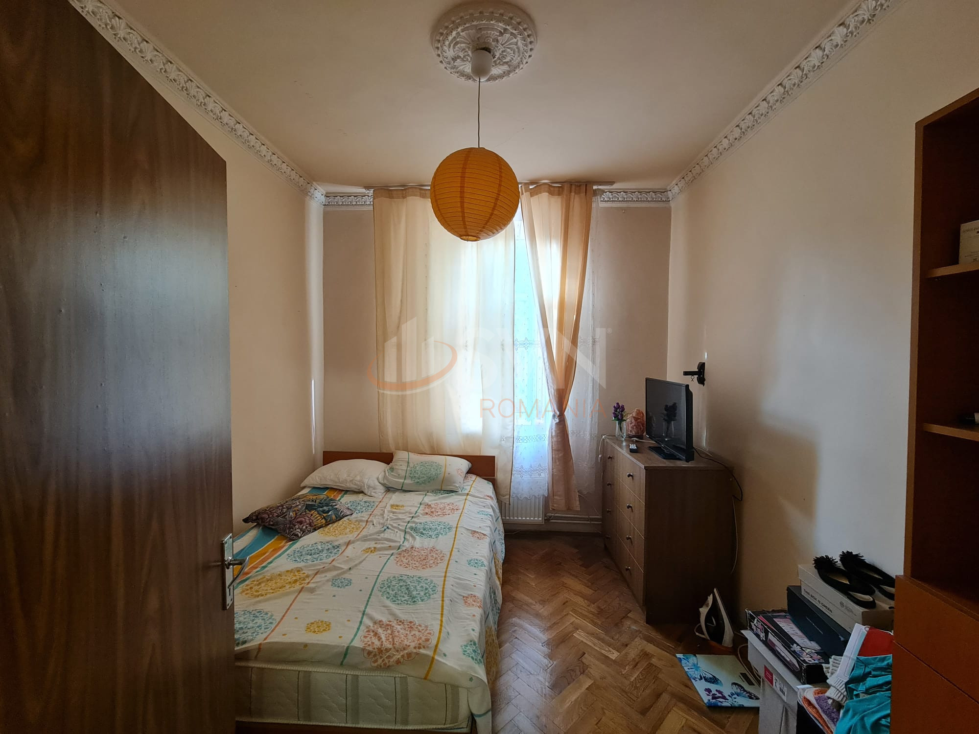 Casa, 6 camere Bucuresti/1 Mai