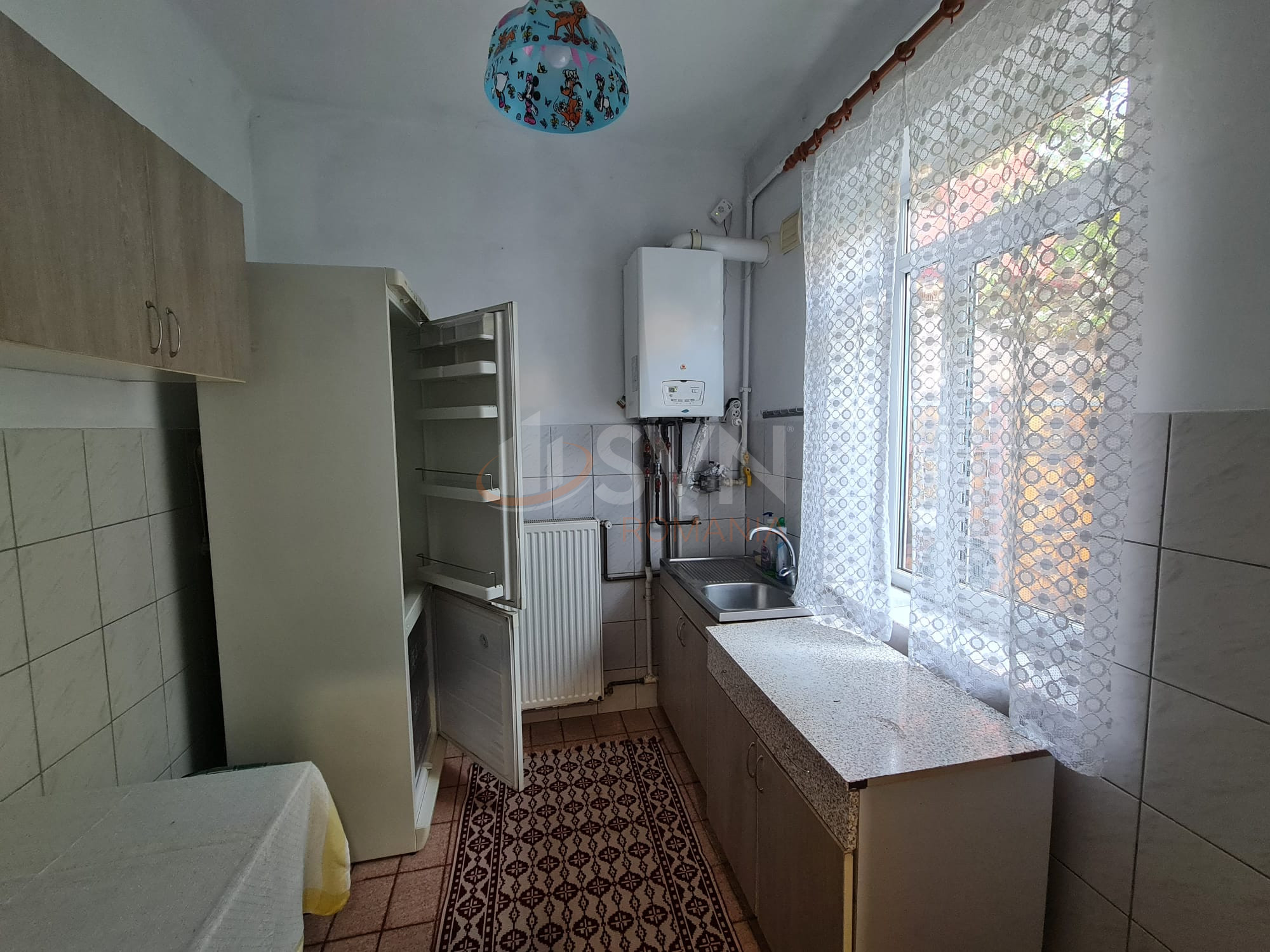 Casa, 6 camere Bucuresti/1 Mai