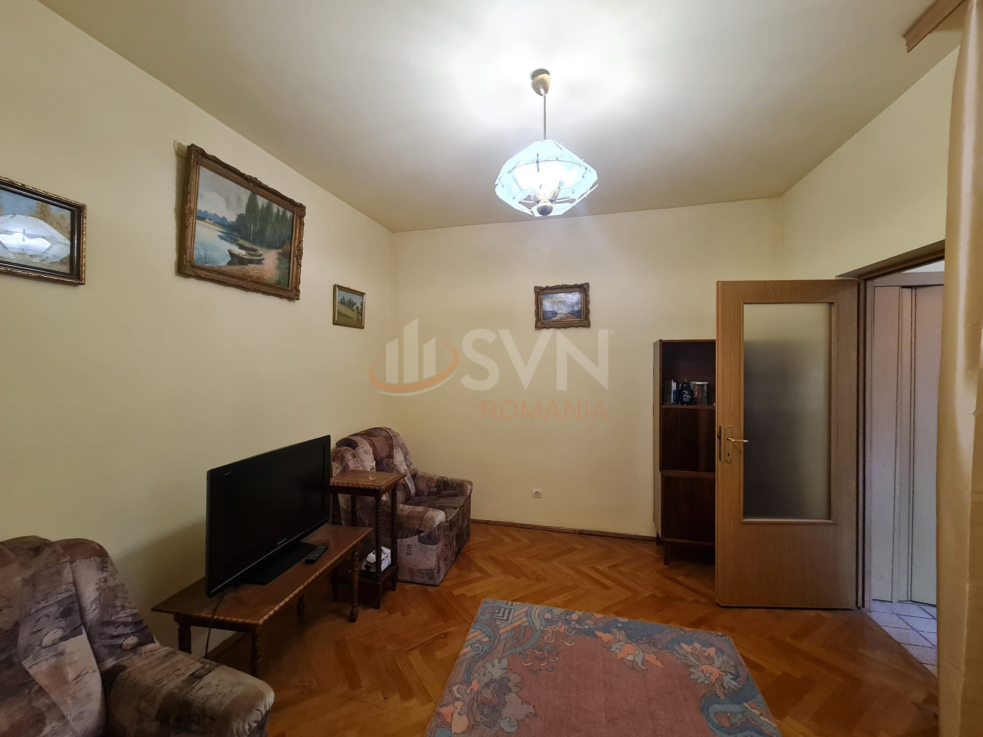 Casa, 6 camere Bucuresti/1 Mai