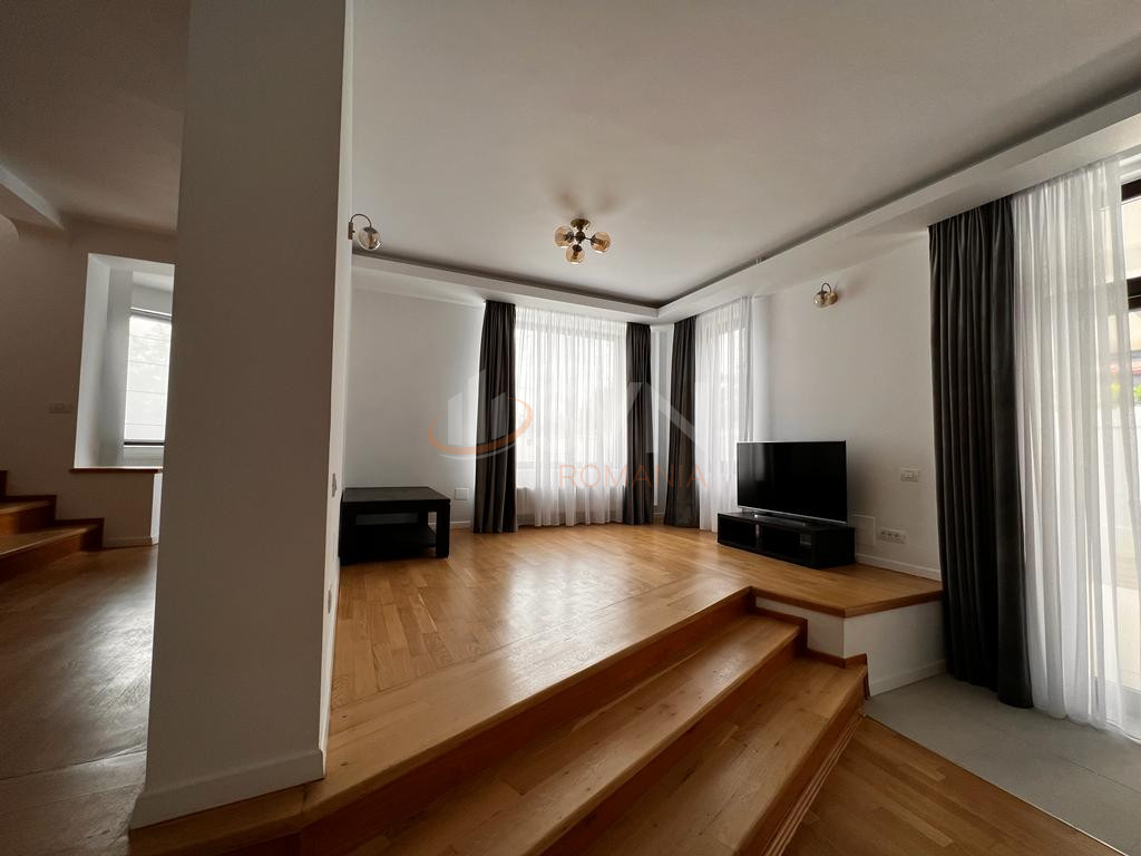 Casa, 6 camere Bucuresti/Baneasa
