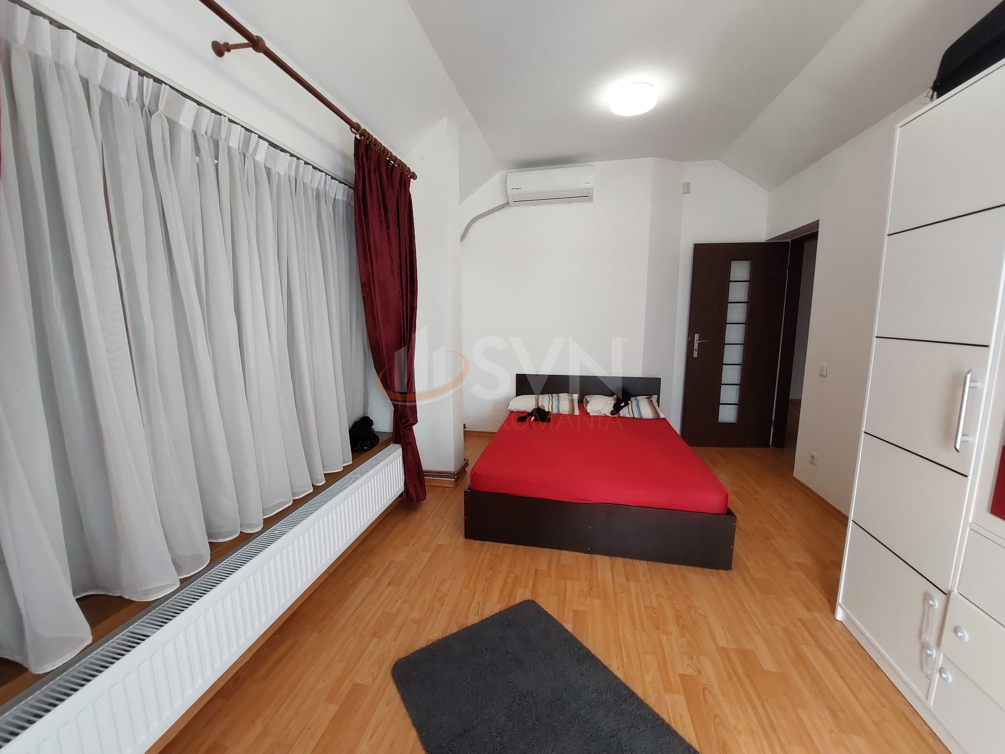 Casa, 6 camere Dambovita/Centru