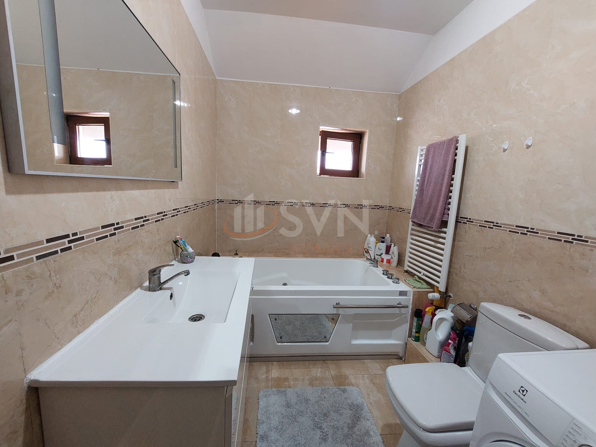 Casa, 6 camere Dambovita/Centru