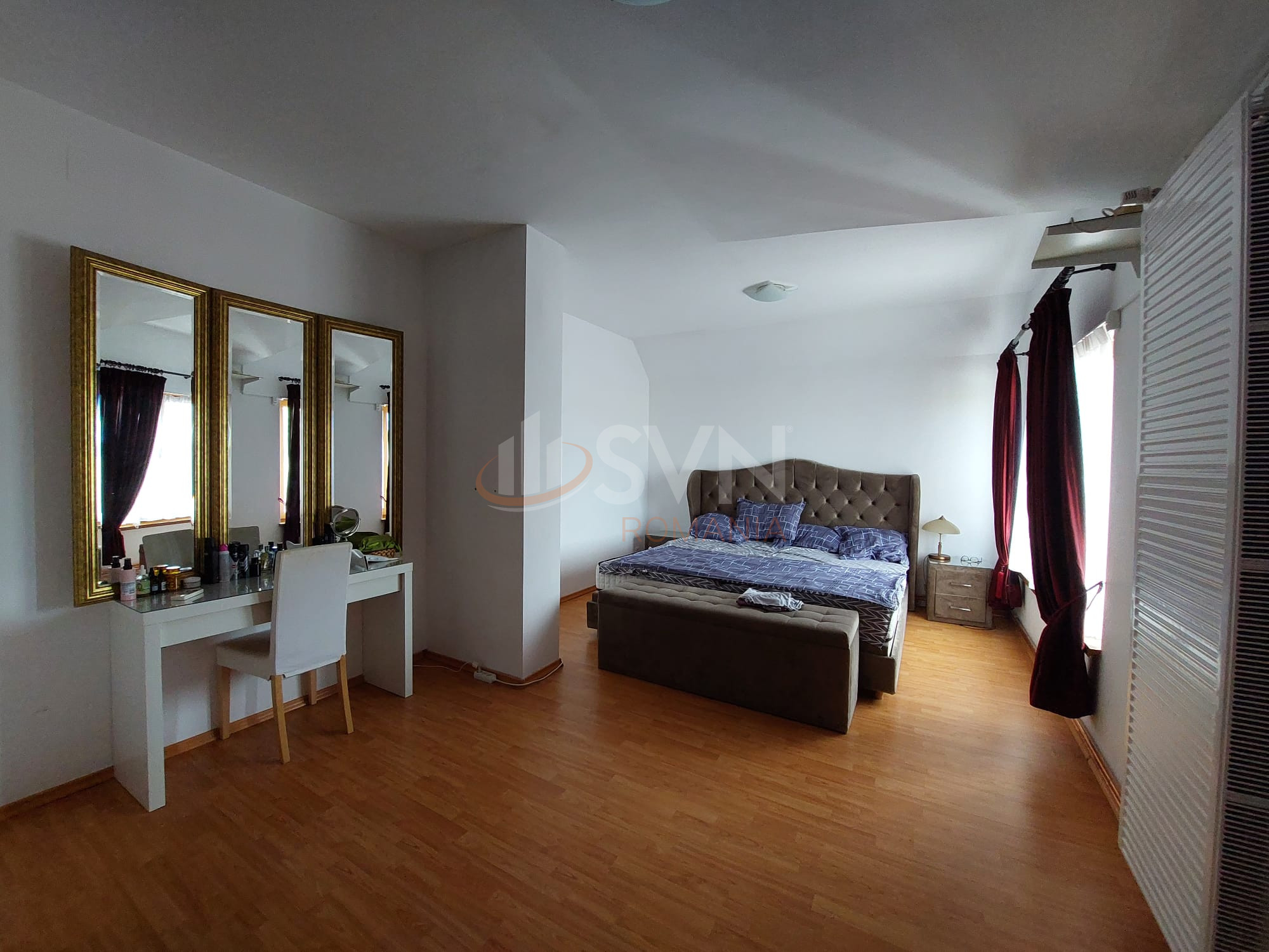 Casa, 6 camere Dambovita/Centru