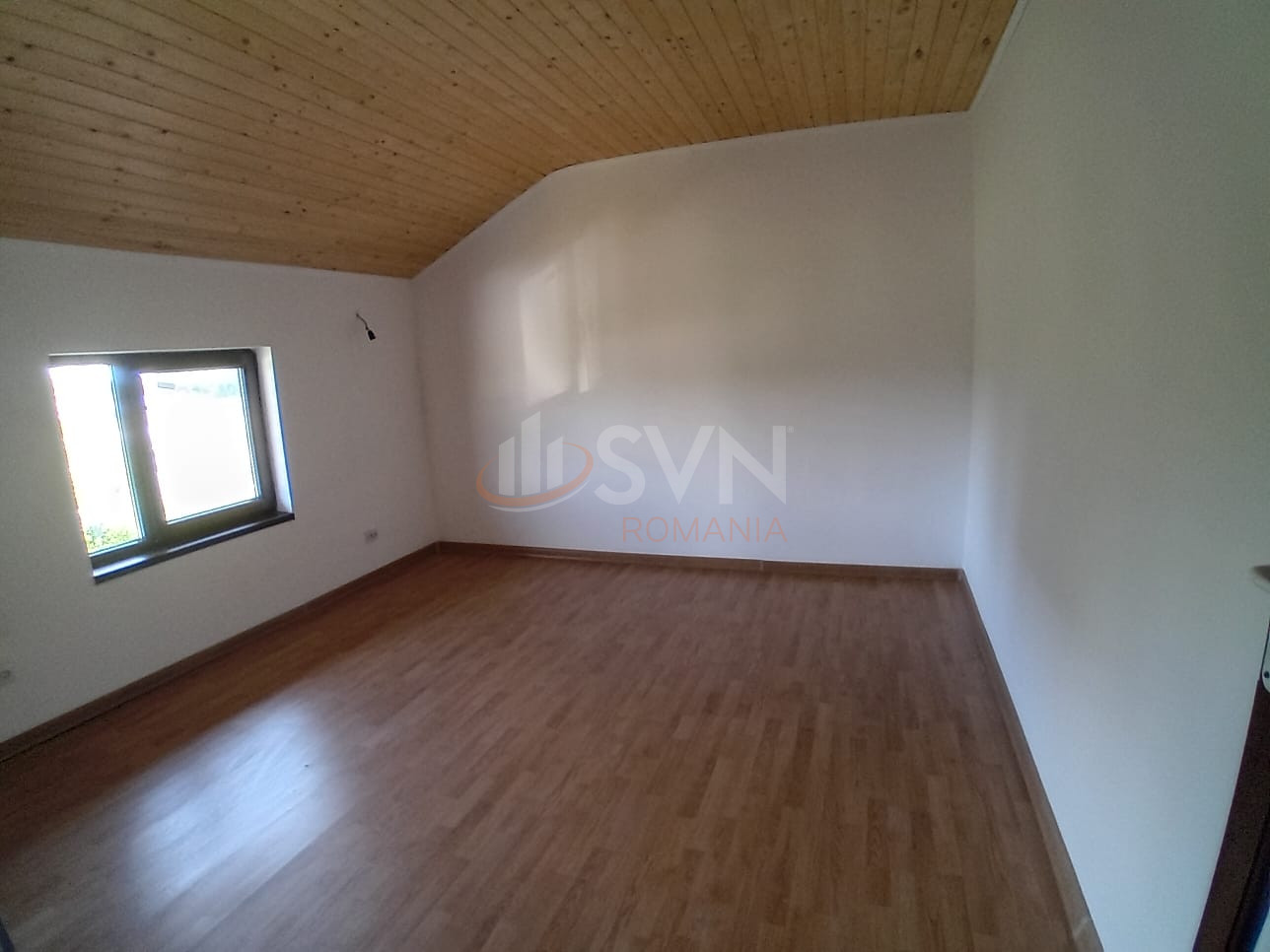 Casa, 6 camere Bucuresti/Giulesti Sarbi