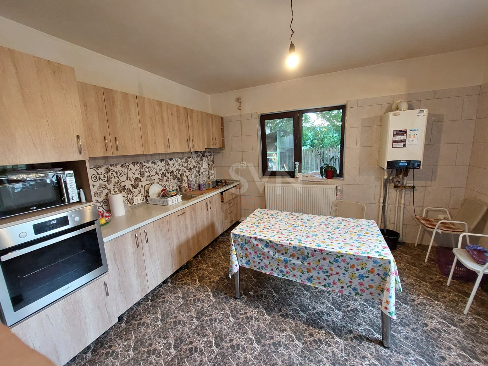 Casa, 6 camere Dambovita/Centru