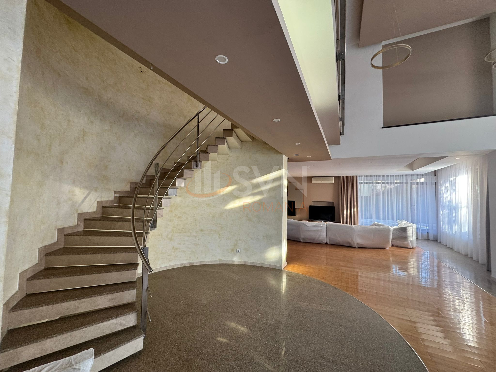 Casa, 6 camere Bucuresti/Iancu Nicolae