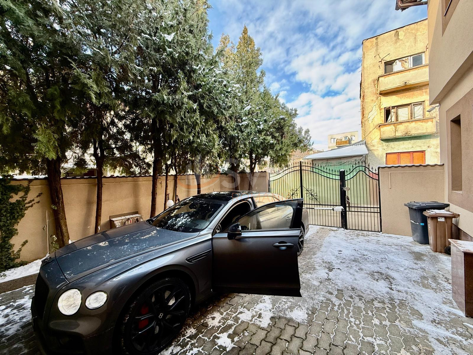 Casa, 6 camere Bucuresti/Dacia