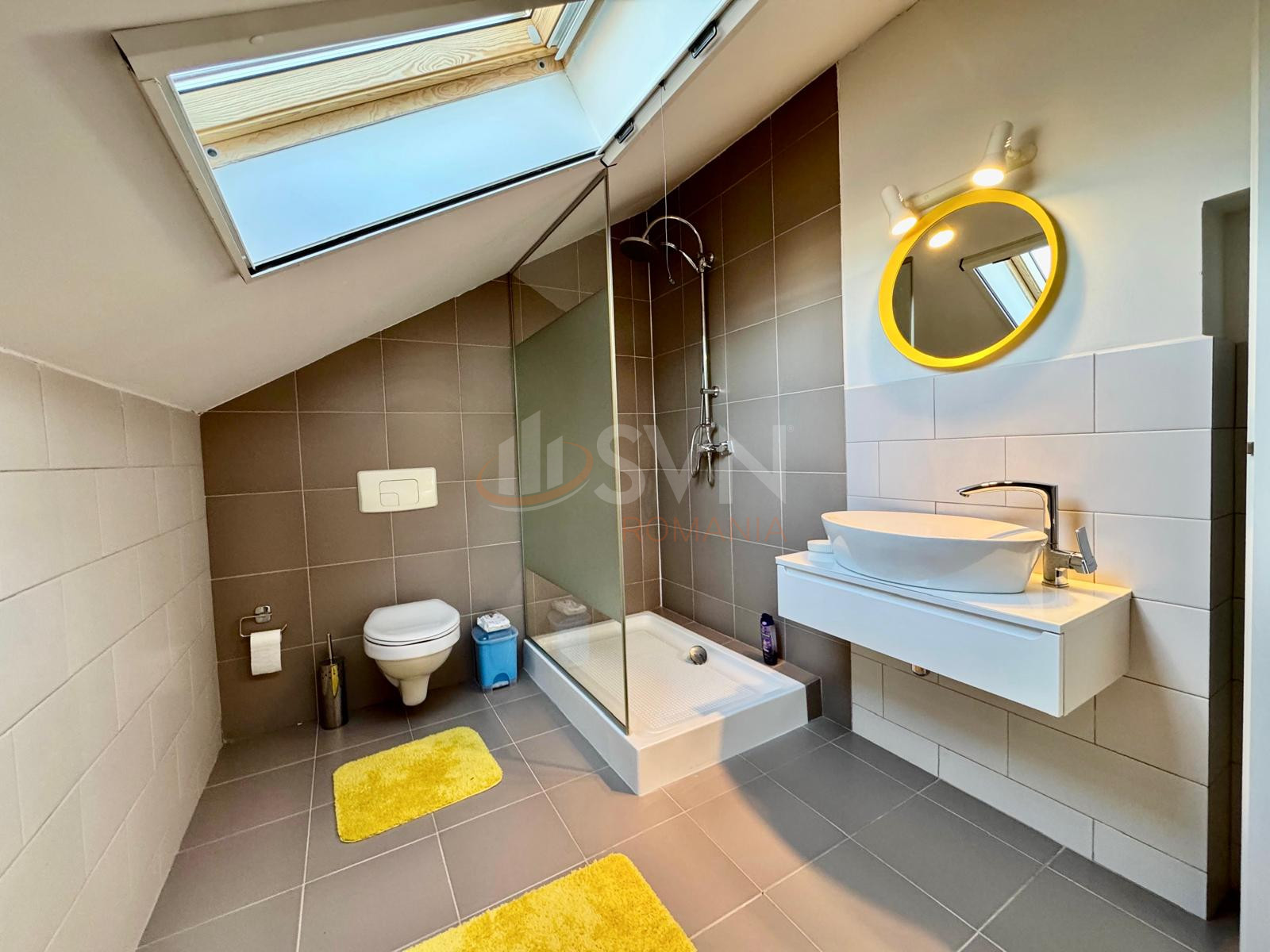 Casa, 6 camere Bucuresti/Iancu Nicolae