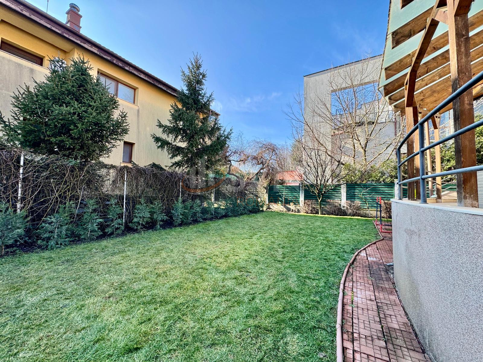 Casa, 6 camere Bucuresti/Iancu Nicolae