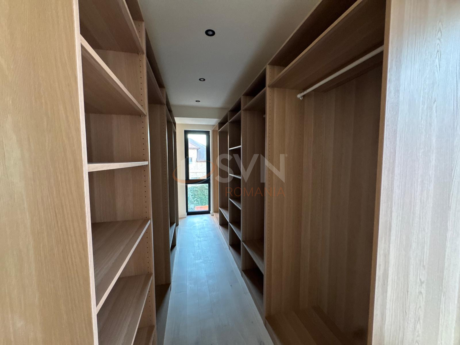 Casa, 6 camere Bucuresti/Iancu Nicolae