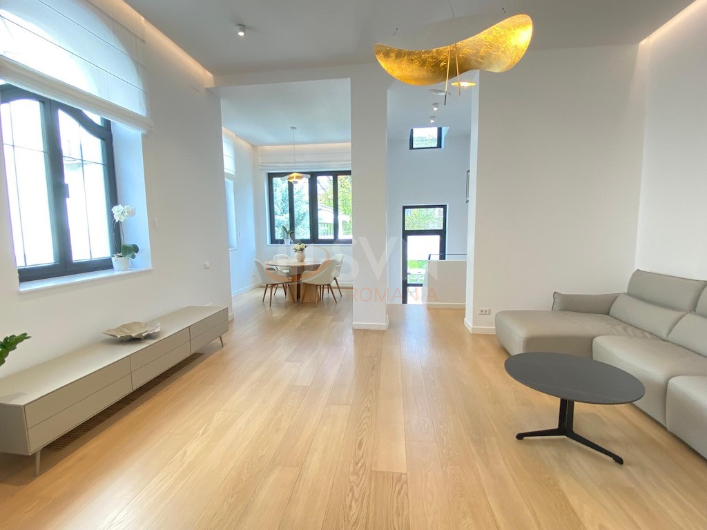 Casa, 6 camere Bucuresti/Capitale