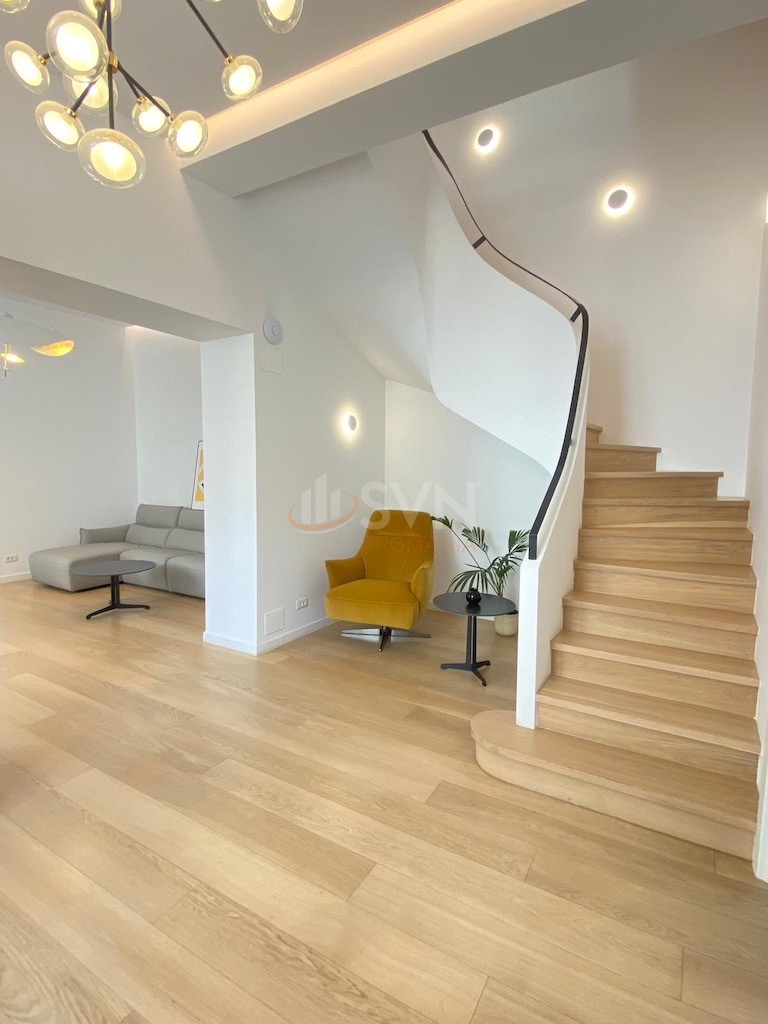 Casa, 6 camere Bucuresti/Capitale