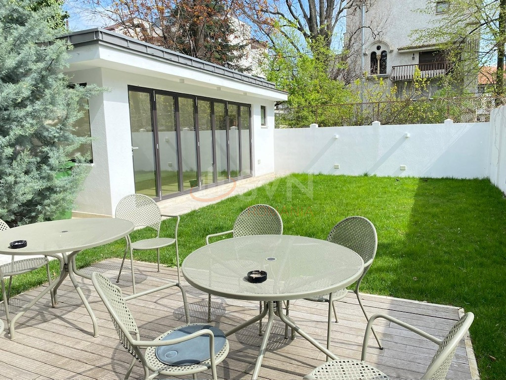 Casa, 6 camere Bucuresti/Capitale