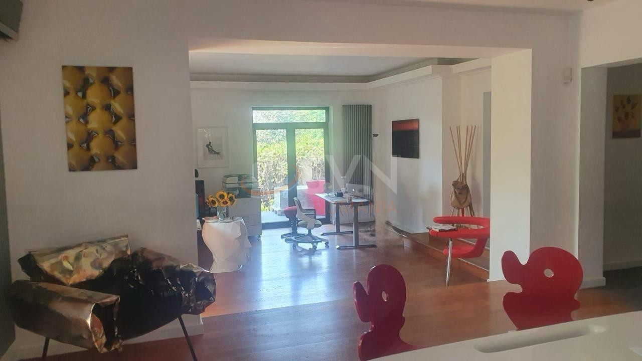 Casa, 6 camere Bucuresti/Bucurestii Noi