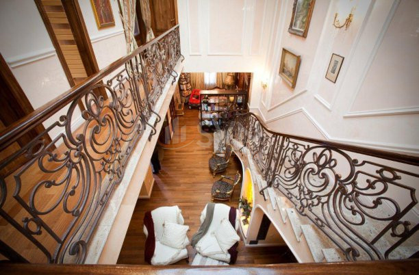 Casa, 6 camere Bucuresti/Capitale