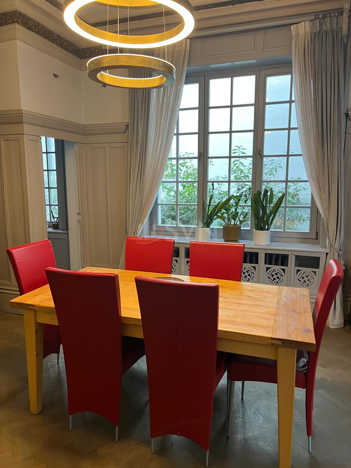 Casa, 6 camere Bucuresti/Capitale