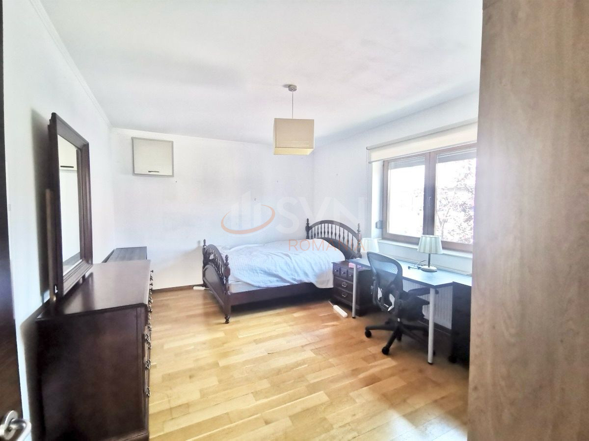 Casa, 6 camere Bucuresti/Iancu Nicolae