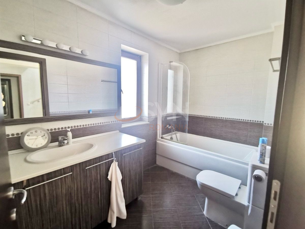 Casa, 6 camere Bucuresti/Iancu Nicolae