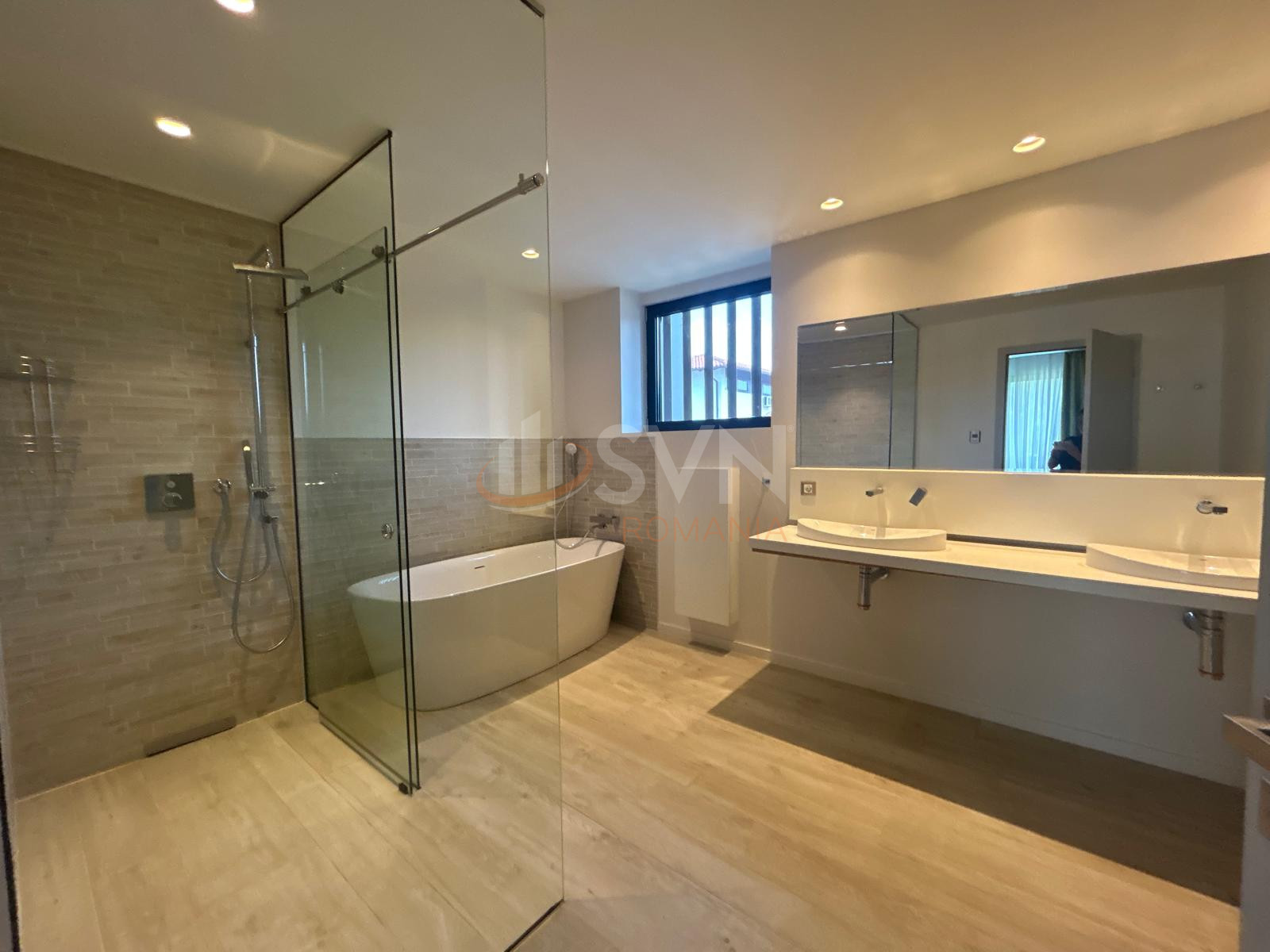 Casa, 6 camere Bucuresti/Iancu Nicolae