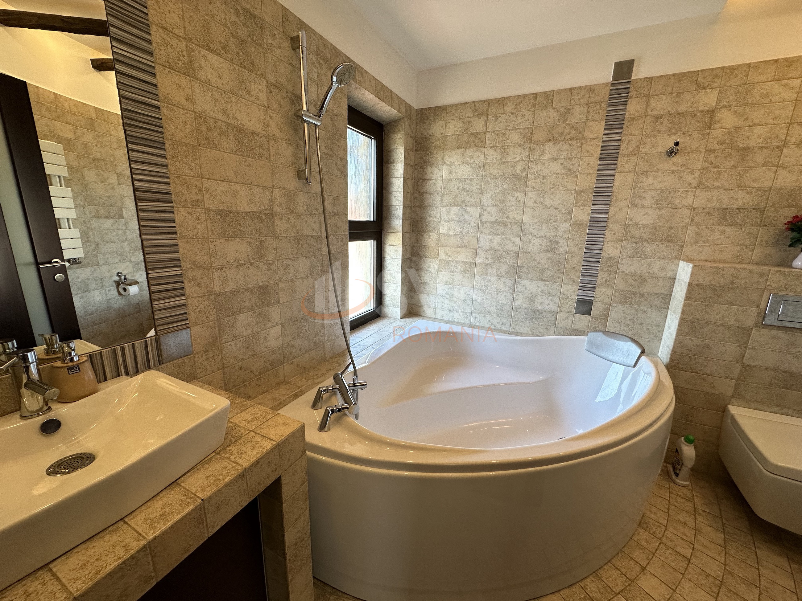 Casa, 6 camere Bucuresti/Aviatiei