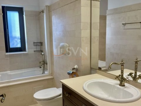 Casa, 6 camere Bucuresti/Iancu Nicolae