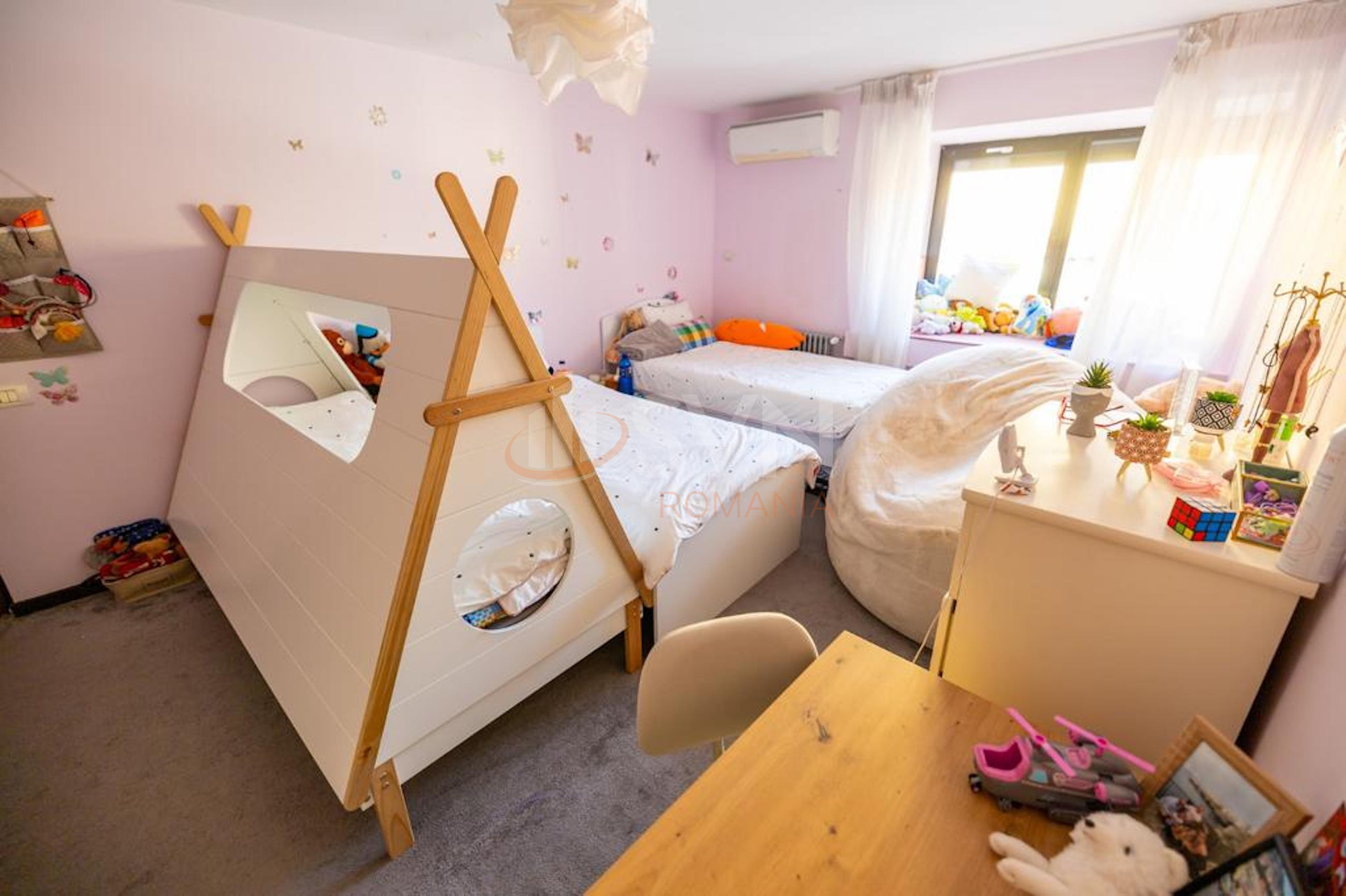 Casa, 6 camere Bucuresti/Domenii