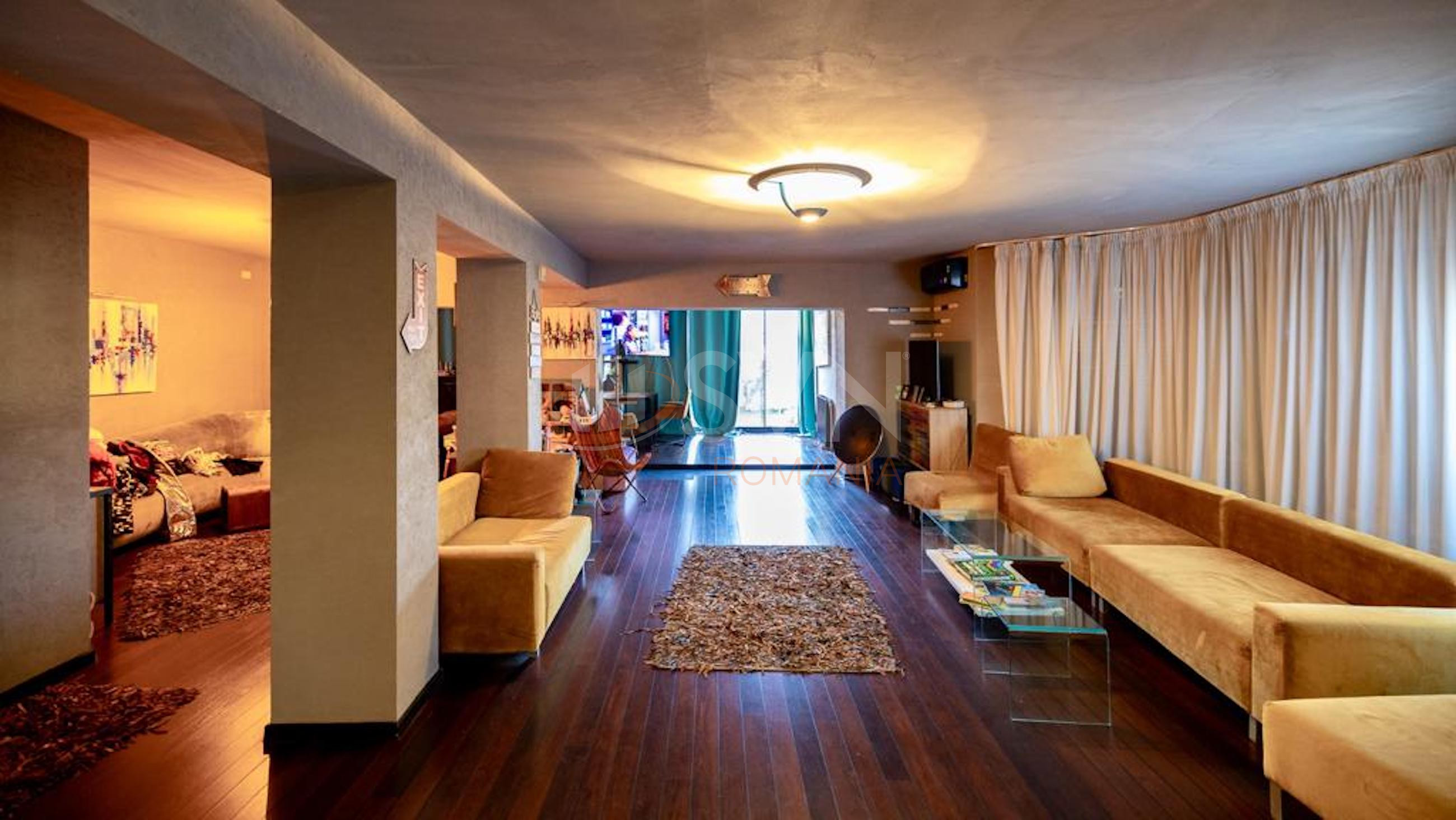 Casa, 6 camere Bucuresti/Domenii