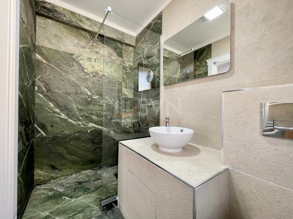 Casa, 6 camere Bucuresti/Pipera