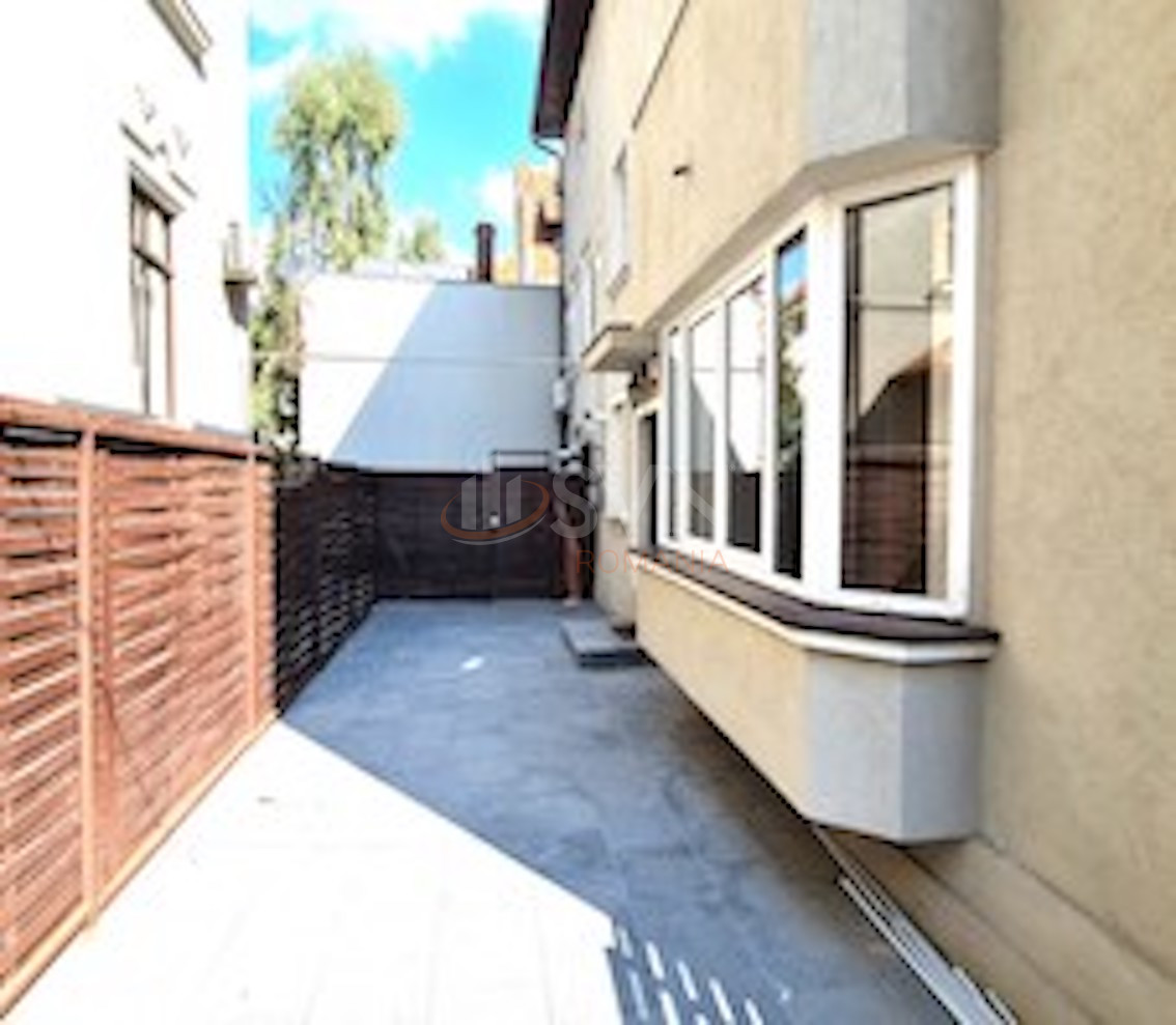 Casa, 6 camere Bucuresti/Capitale