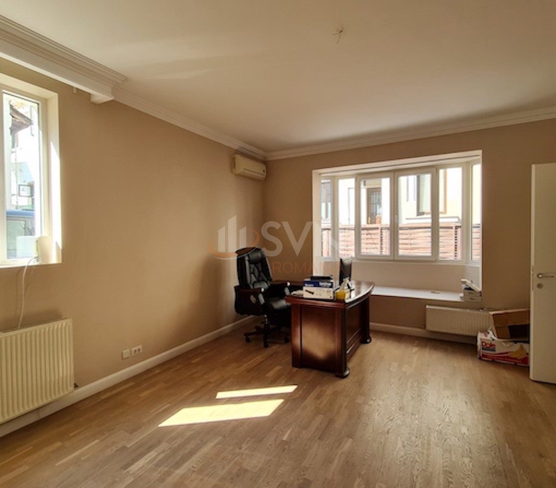 Casa, 6 camere Bucuresti/Capitale