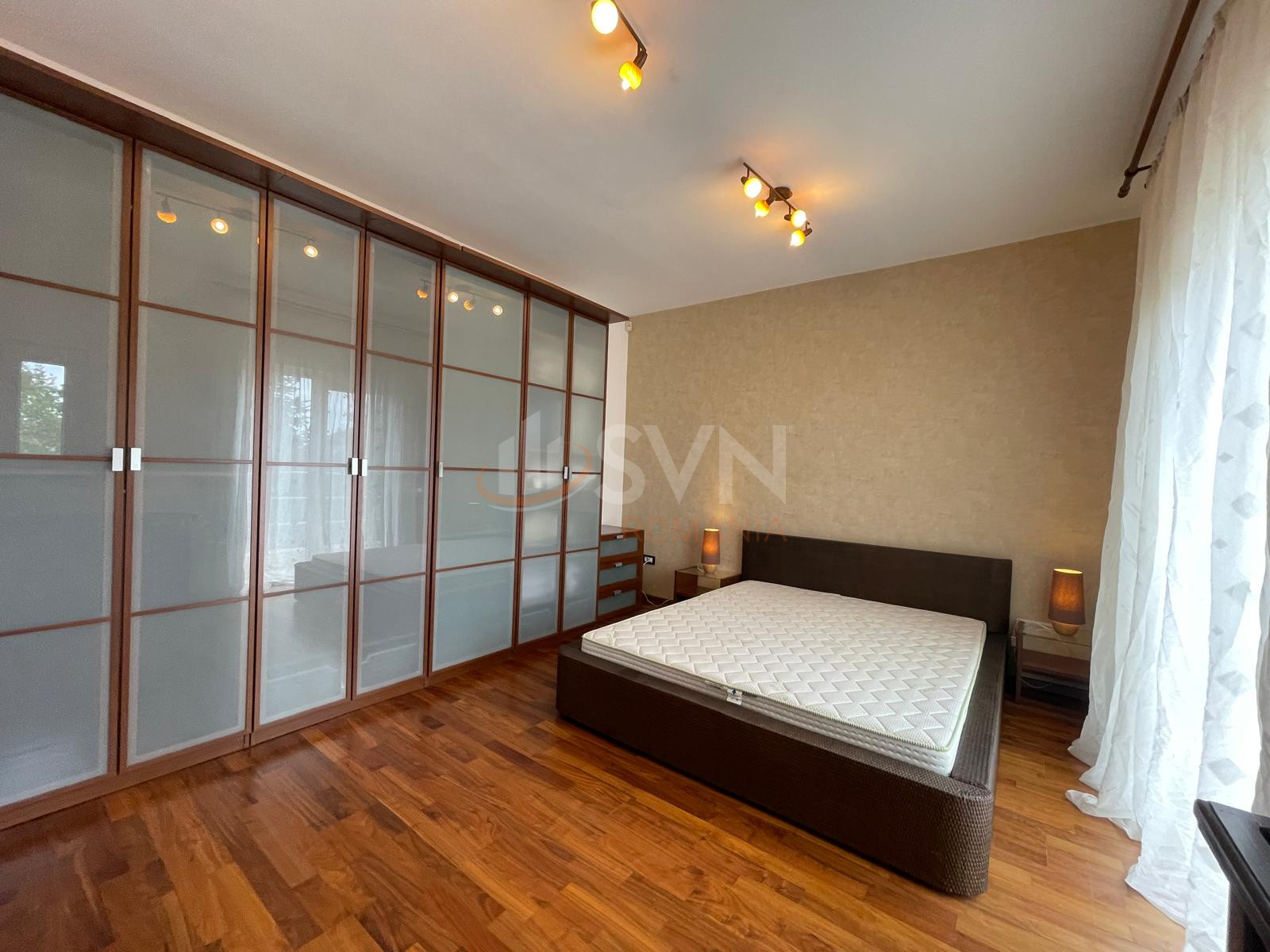 Casa, 6 camere Bucuresti/Pipera