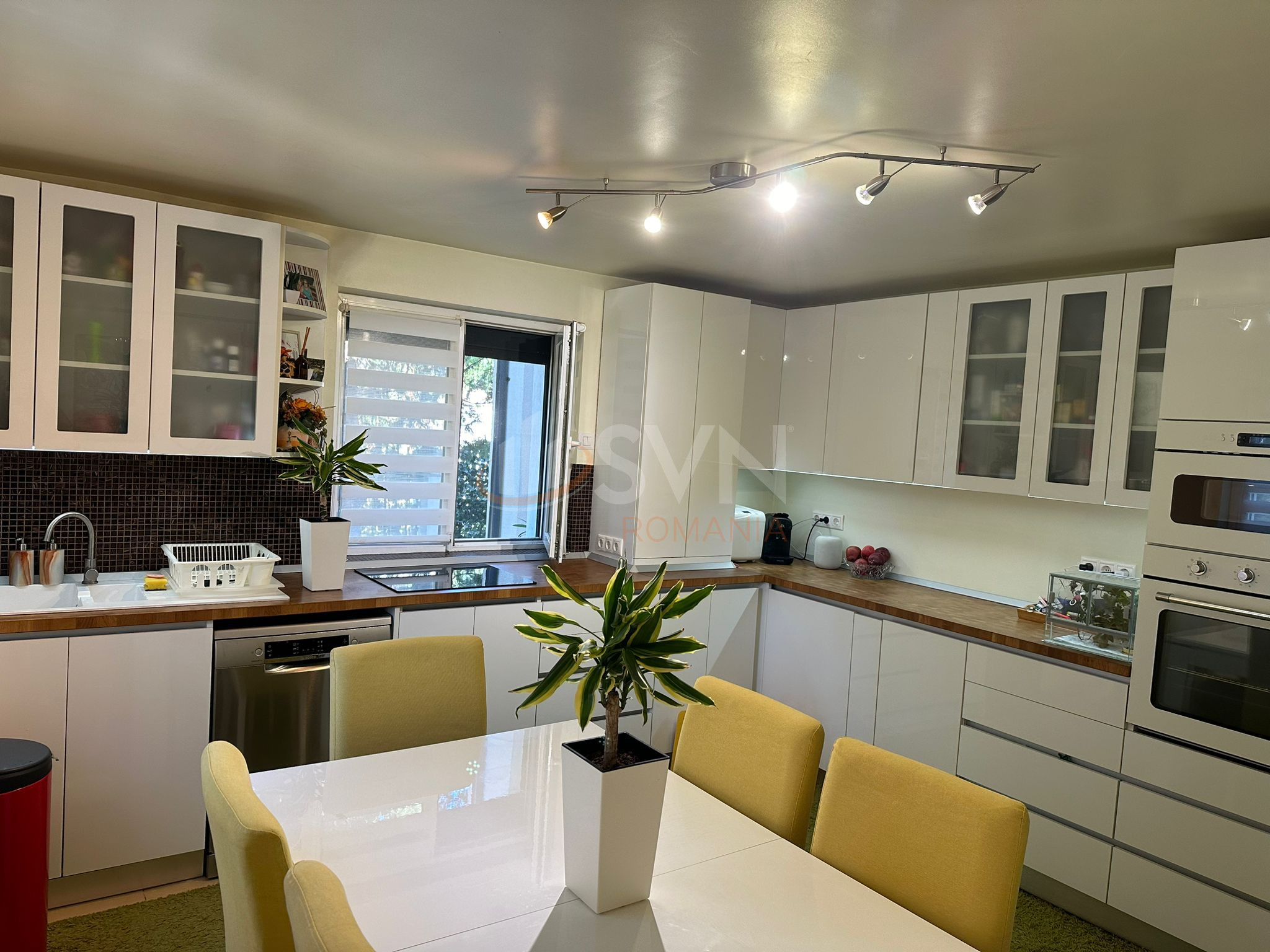 Casa, 6 camere Ilfov/Corbeanca