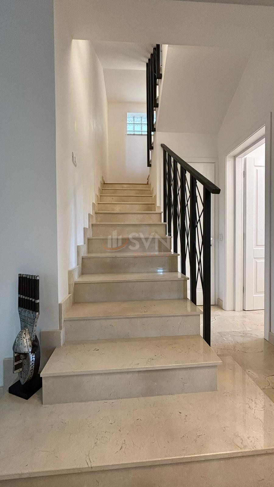 Casa, 6 camere Bucuresti/Iancu Nicolae